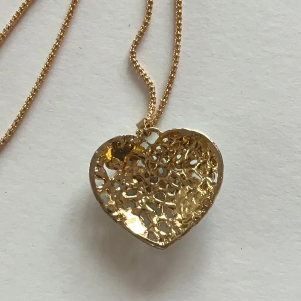 Betsey Johnson Gold Heart with Green Roses Necklace - Picture 3 of 3